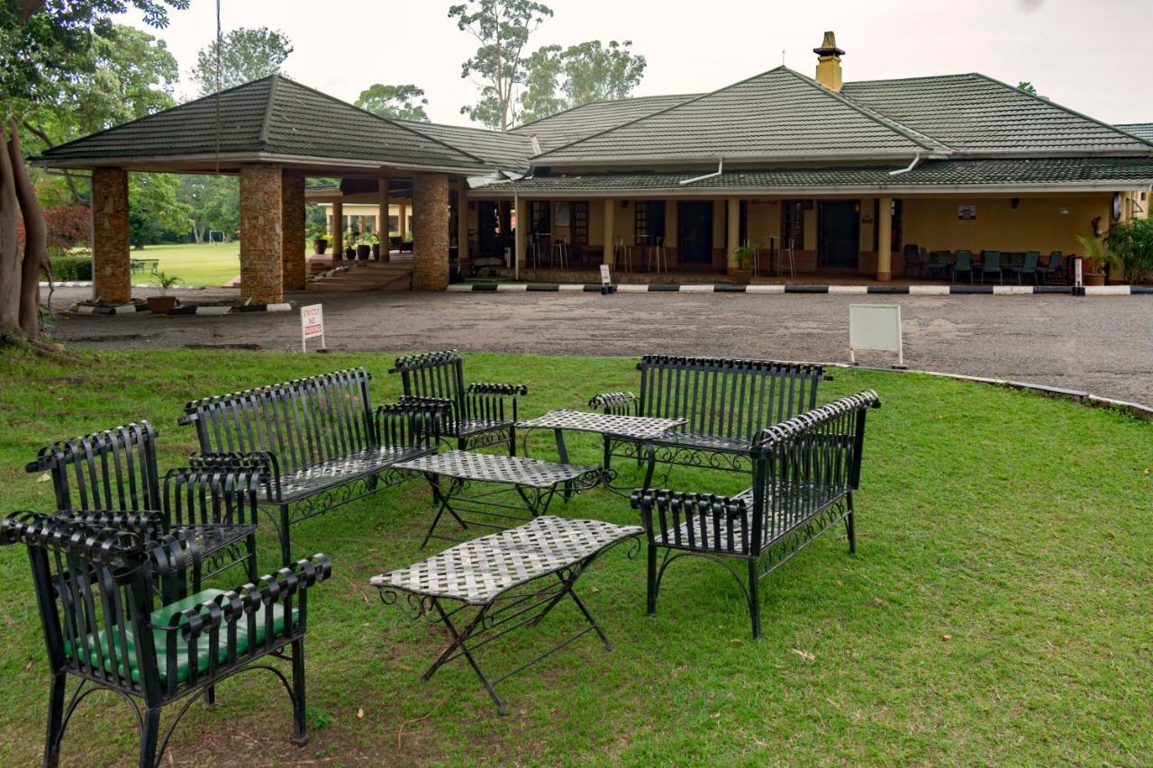 Mountains Of The Moon Hotel Fort Portal Exterior photo